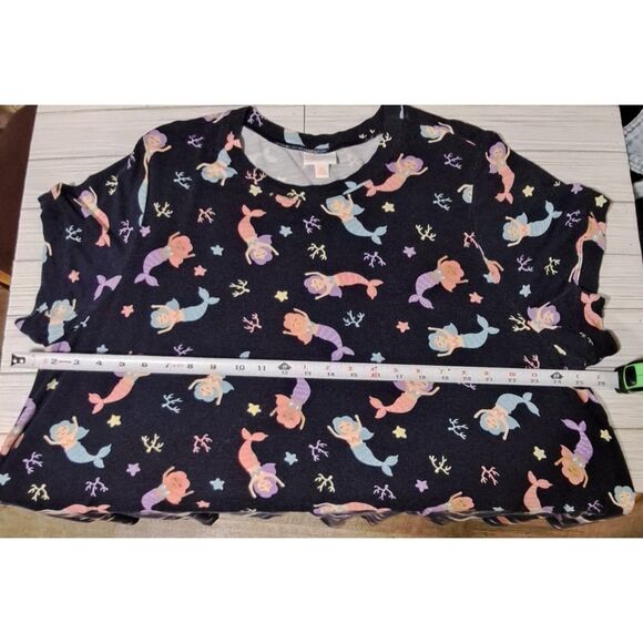 LuLaRoe Mermaid Print Top โ Size 3X - Picture 7 of 8